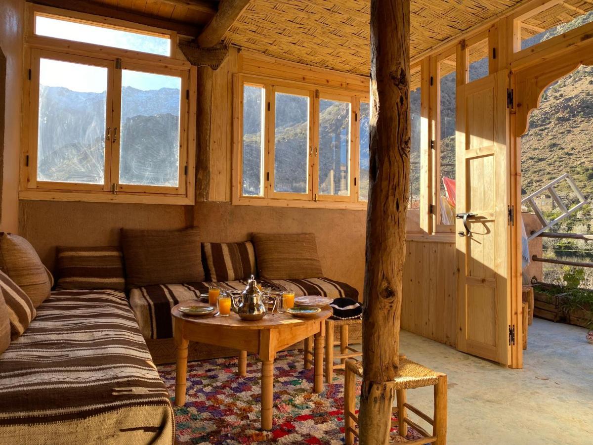 Bed and Breakfast Amlougui House à Asgaour Extérieur photo