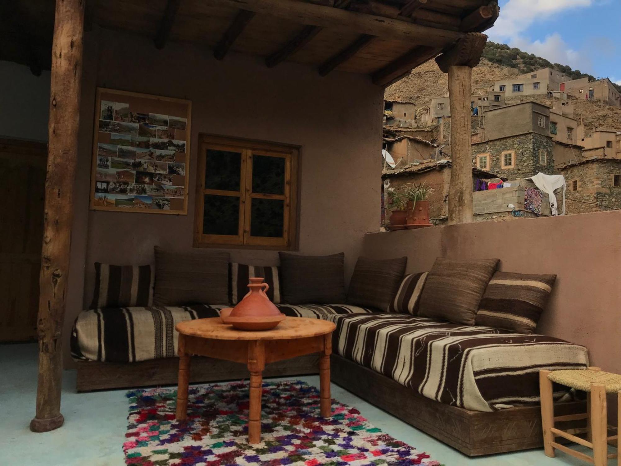Bed and Breakfast Amlougui House à Asgaour Extérieur photo